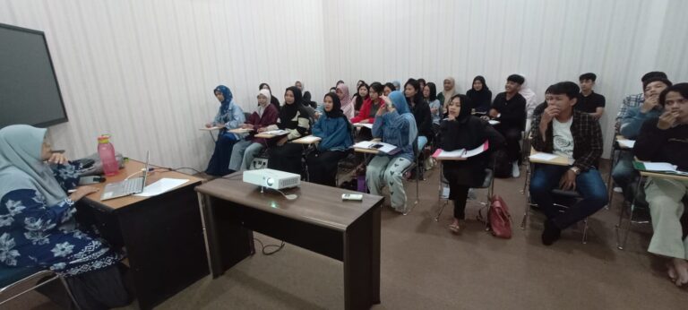 UPA Bahasa UMRAH Selenggarakan Kursus Bahasa Inggris Gratis (Kuota 120 Orang) bagi Mahasiswa Semester Akhir untuk Sidang Skripsi dan Sempro